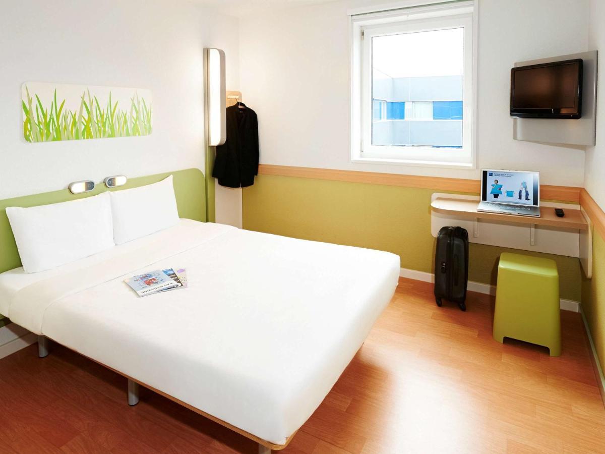 Ibis Budget Cergy St Christophe Zewnętrze zdjęcie