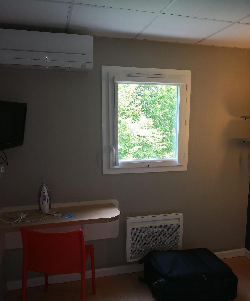 Ibis Budget Cergy St Christophe Zewnętrze zdjęcie