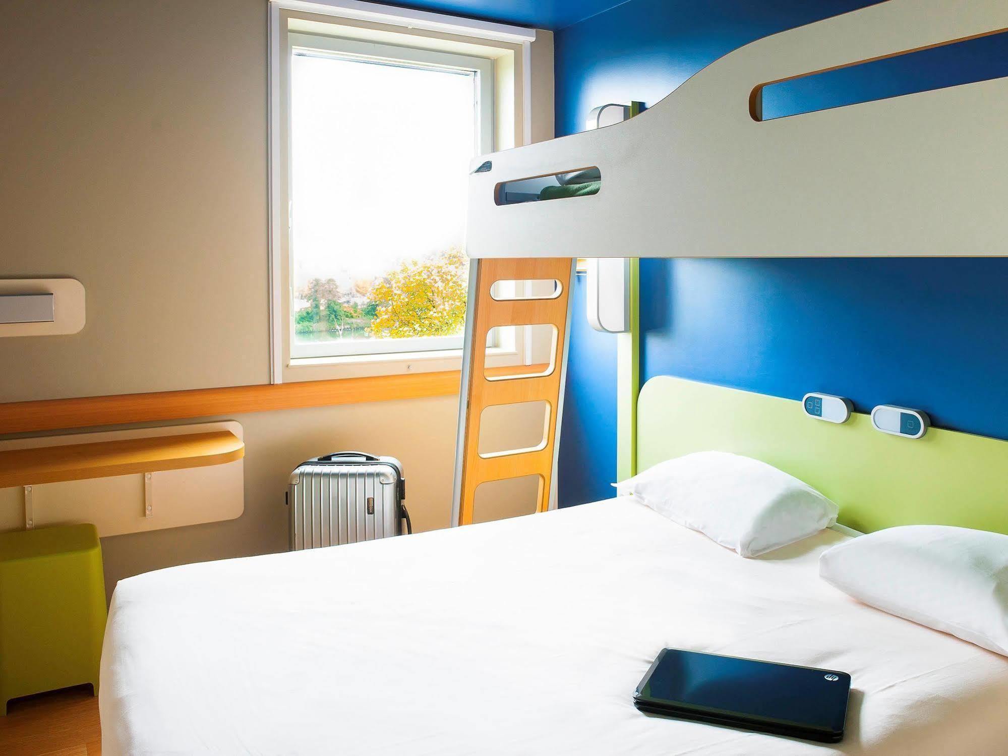Ibis Budget Cergy St Christophe Zewnętrze zdjęcie