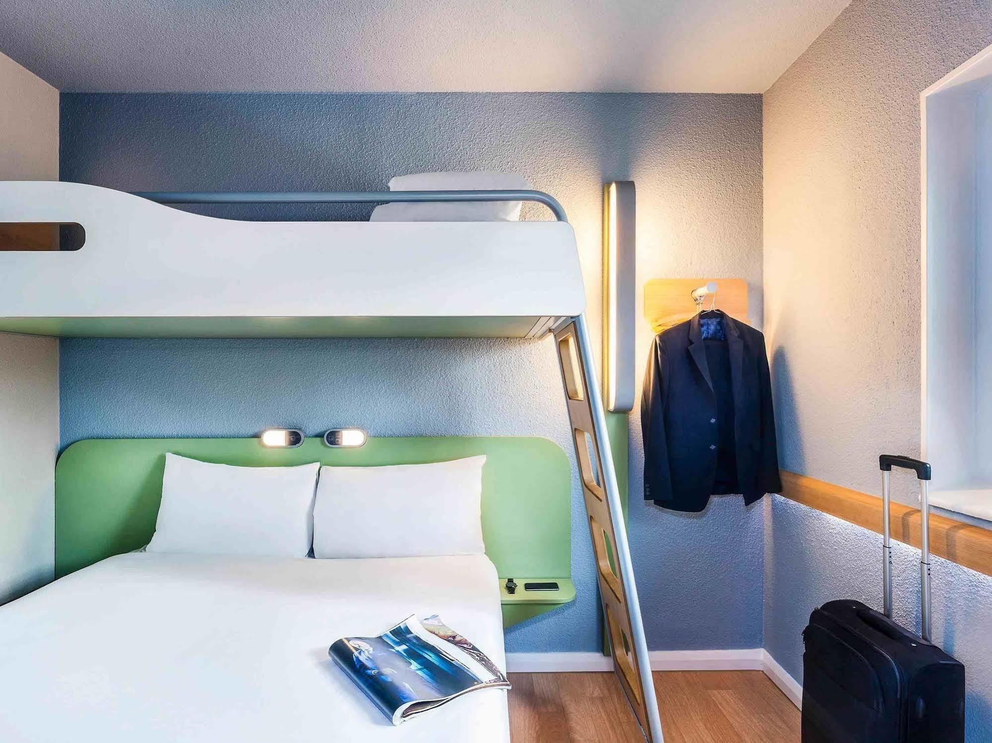 Ibis Budget Cergy St Christophe Zewnętrze zdjęcie